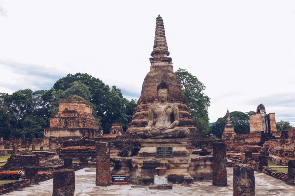 Sukhothai - bouddha parc historique