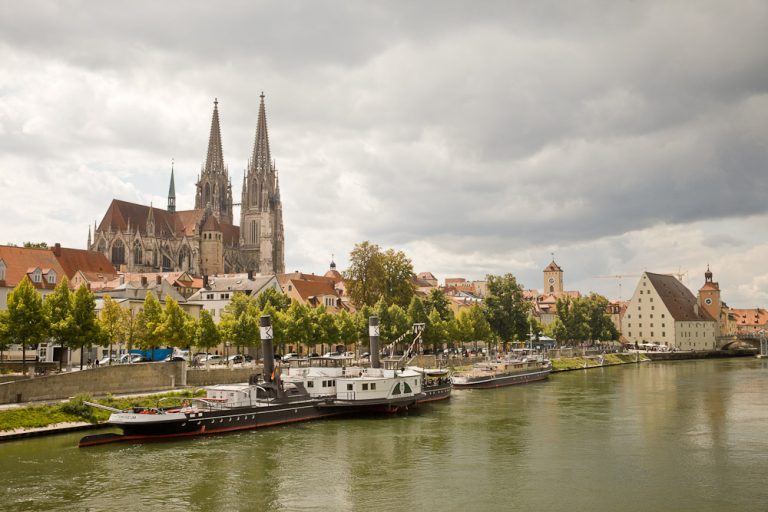 Baviere Rattisbonne - vue sur la cathédrale