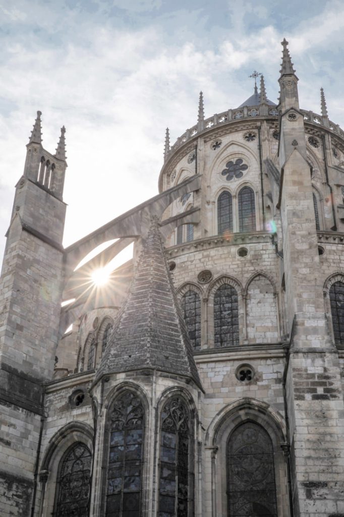 Coucher de soleil sur la cathédrale de Bourges
