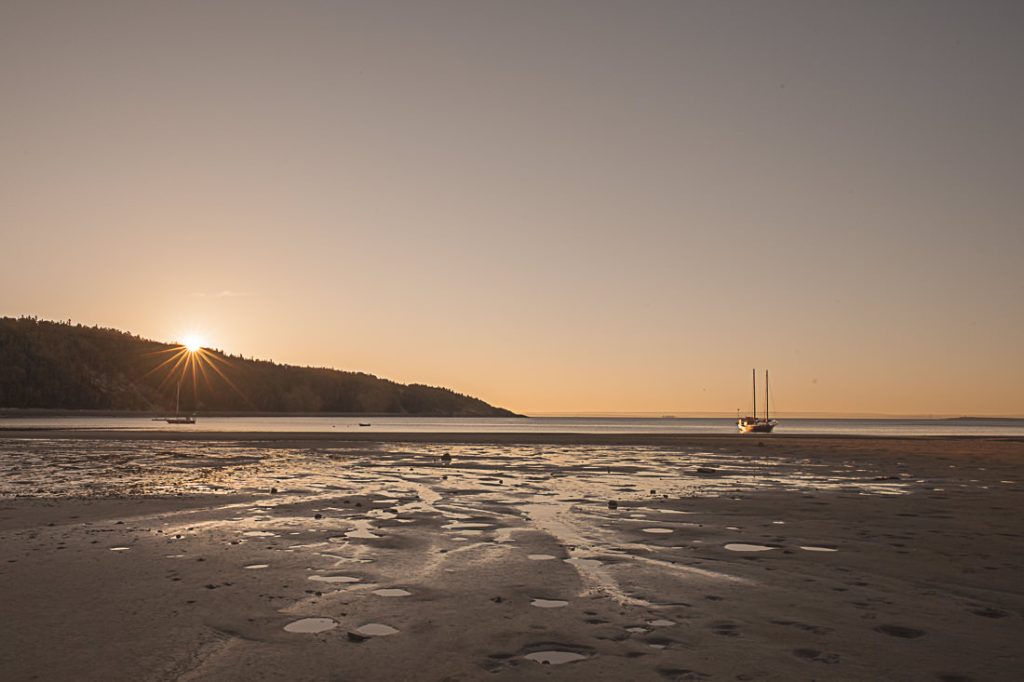 Ce lever de soleil sur la baie de Tadoussac est l'un des mes moments coups de coeur de 2015