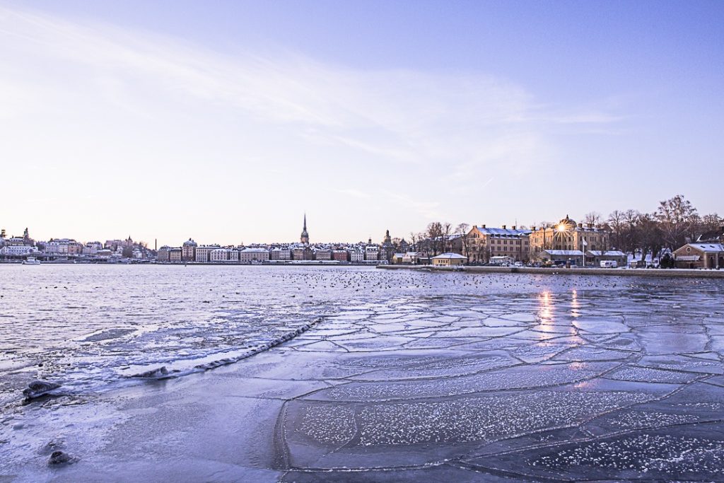 Coucher de soleil du Stockholm en hiver
