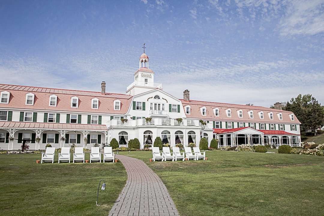 Hotel Tadoussac coté jardin
