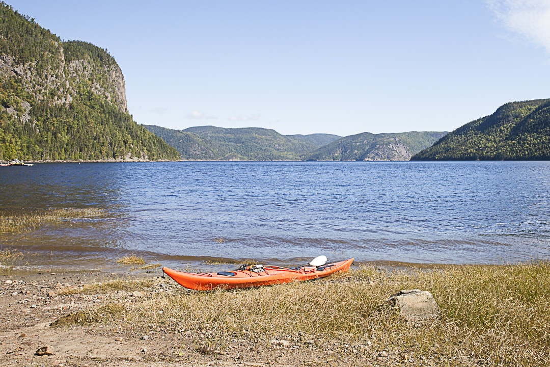 Kayak sur le parc national du fjord du Saguenay