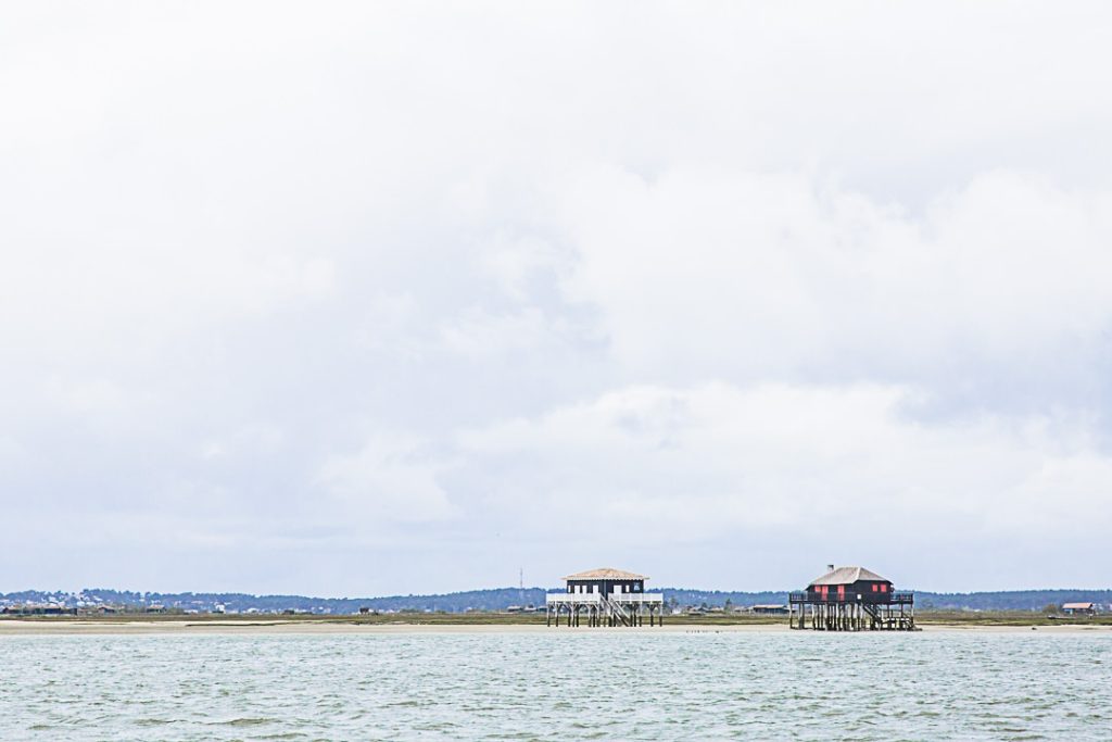 Iconiques cabanes tchanquées du bassin d'Arcachon