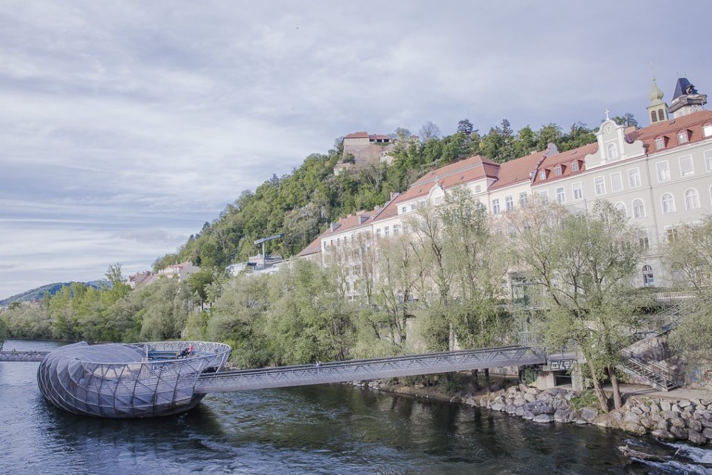 Murinsel de l'artiste Vito Acconci coup de coeur à Graz