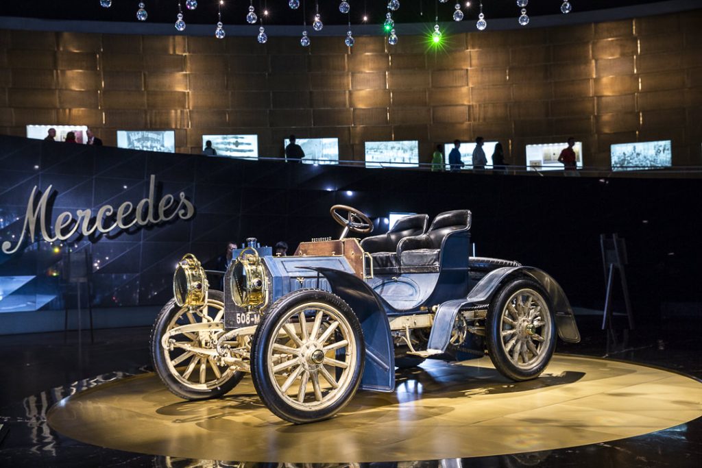 La plus vieille Mercedes du Musée