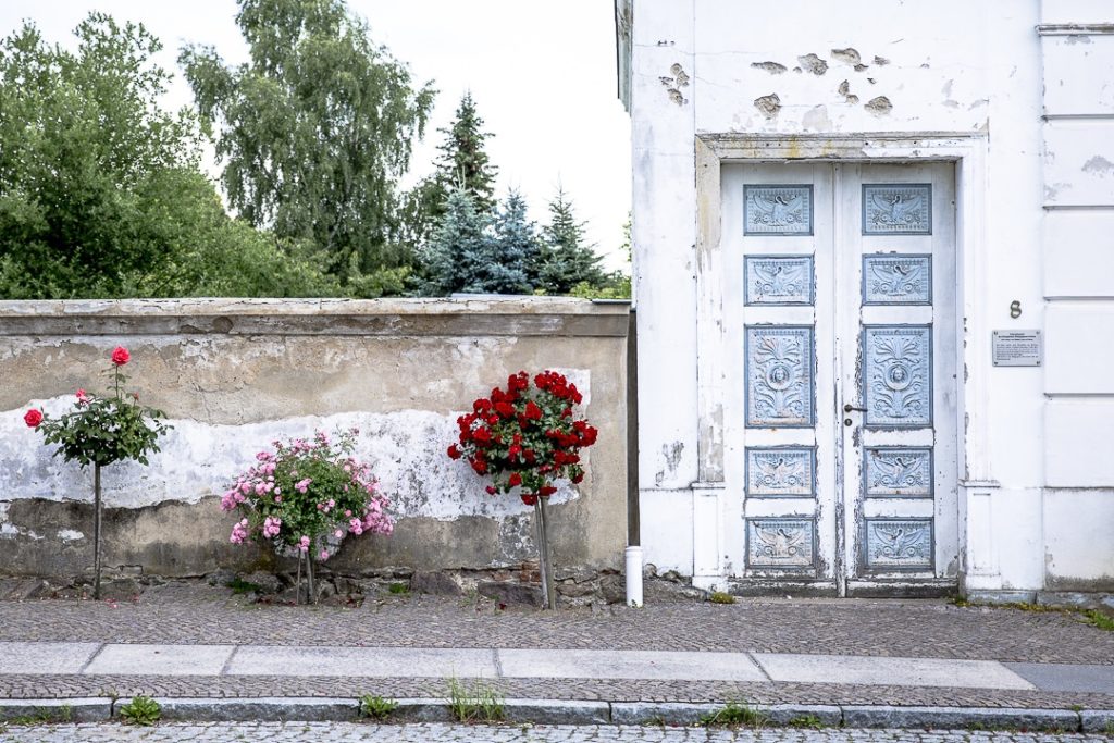 Façade de Putbus en Allemagne sur l'ile de Ruegen dans la mer baltique