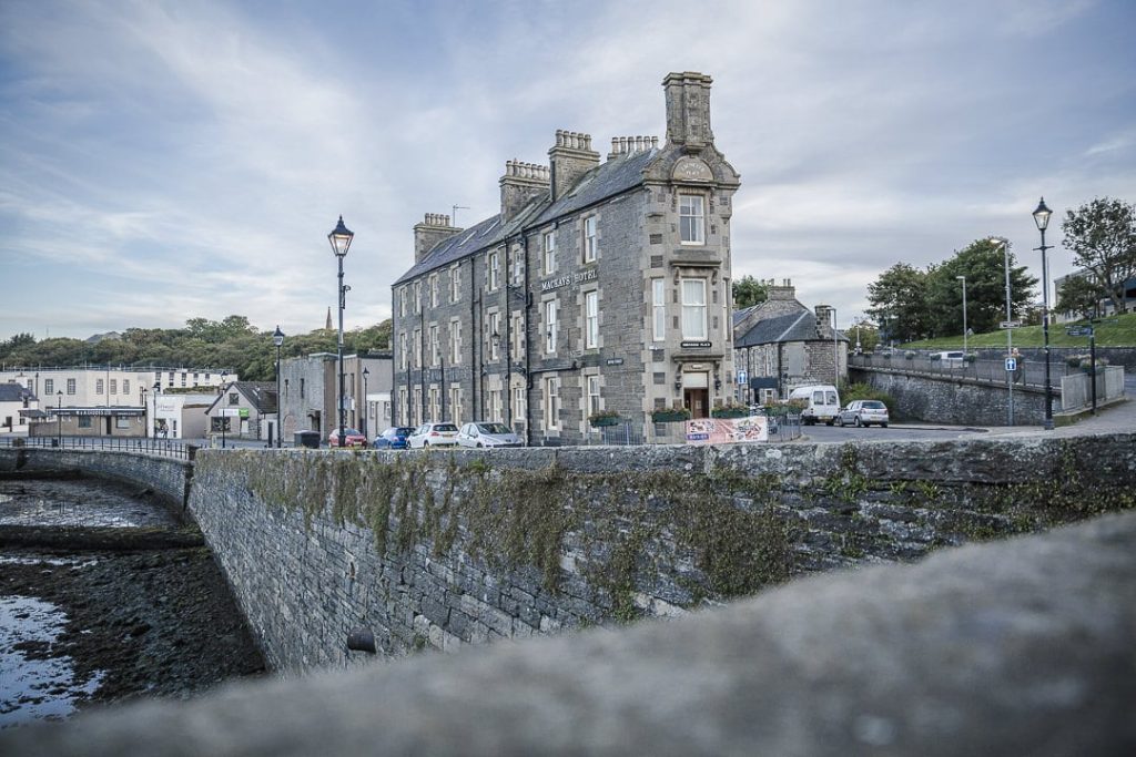 Mackays hotel à Wick située dans la rue la plus petite du monde - Ecosse