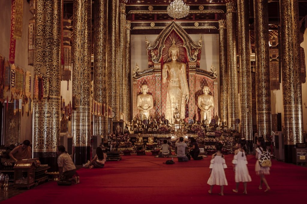 Dans un temple de la vieille ville Chiang Mai