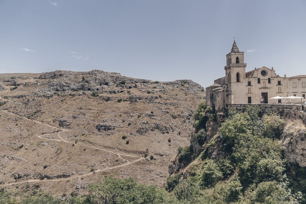 Cathédrale de la ville troglodyte de Matera