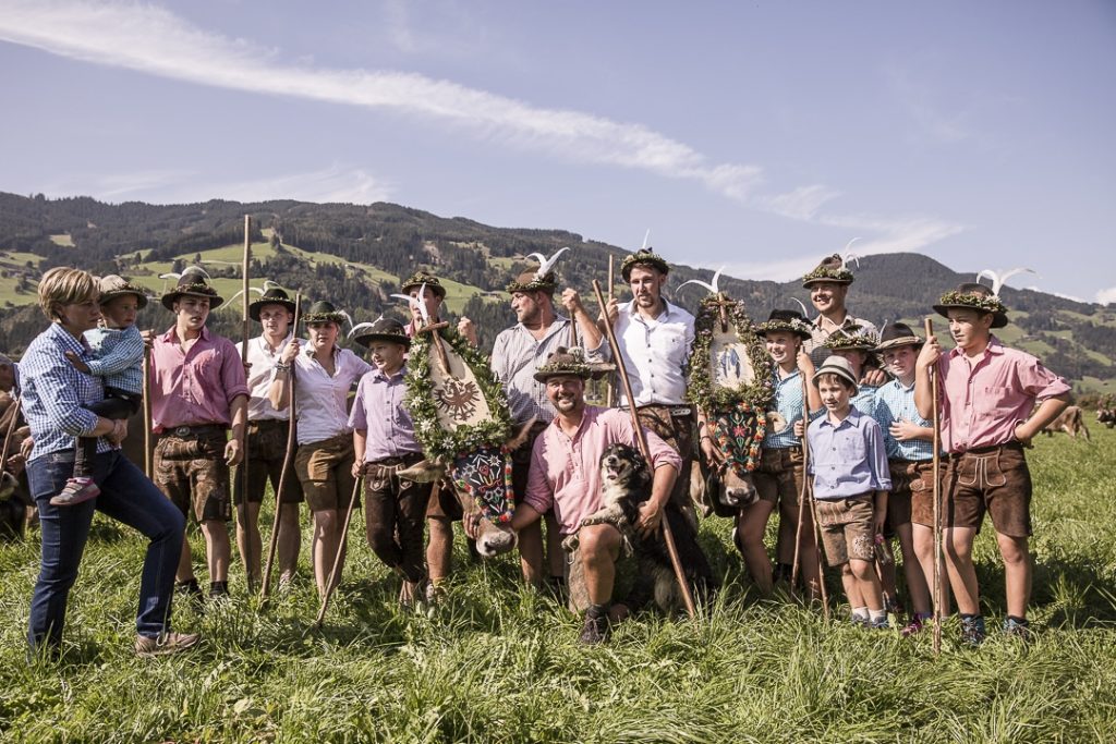 Photo de famille lors des transhumances en Autriche - #autriche #tyrol #transhumance