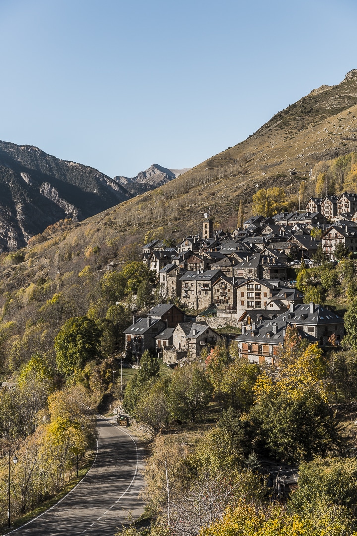 Village de Taüll vue du clocher de Sant Climent #catalogne #macatalogne #unesco