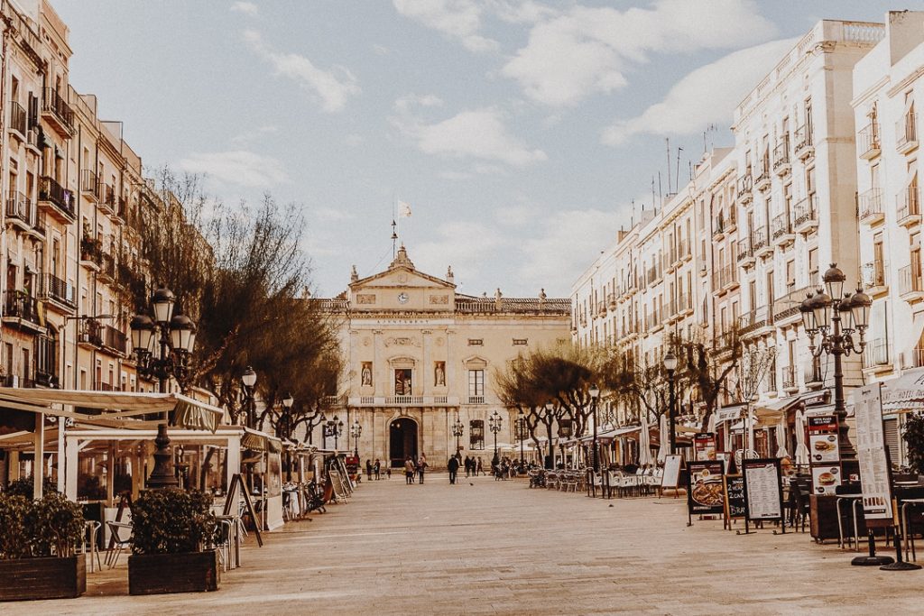 Plaça de la Font à Tarragone #catalogne #roadtrip