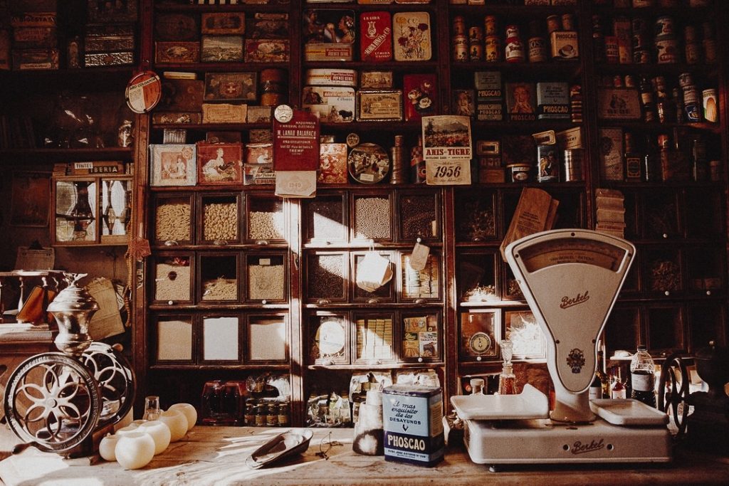 Epicerie de la casa Leonardo, Senterada - Catalogne #roadtrip #catalogne