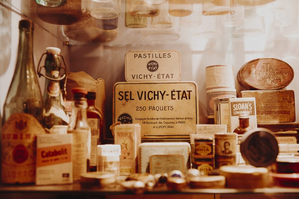 Vitrine Casa Leonardo - Senterada, Catalogne #roadtrip #catalogne