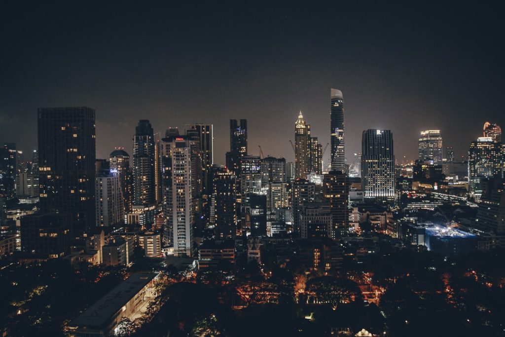 La vue sur Bangkok depuis le Char rooftop situé en haut de l'hotel Indigo #Bangkok #thailande #rooftop