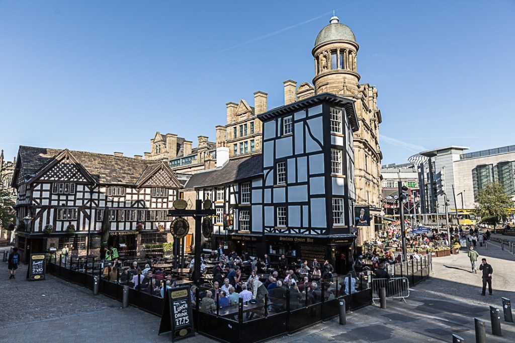 The old Wellington, un pub historique à Manchester #bestofMCR #lovegreatbritain #angleterre