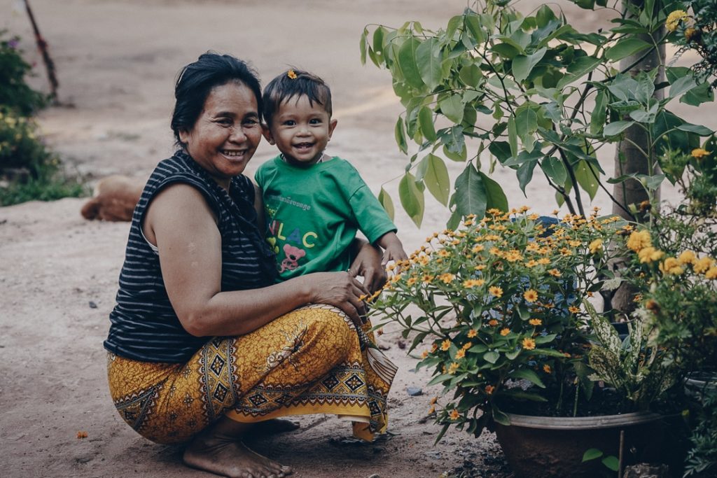 La grand-mère et son petit-fils dans ma homestay au Cambodge