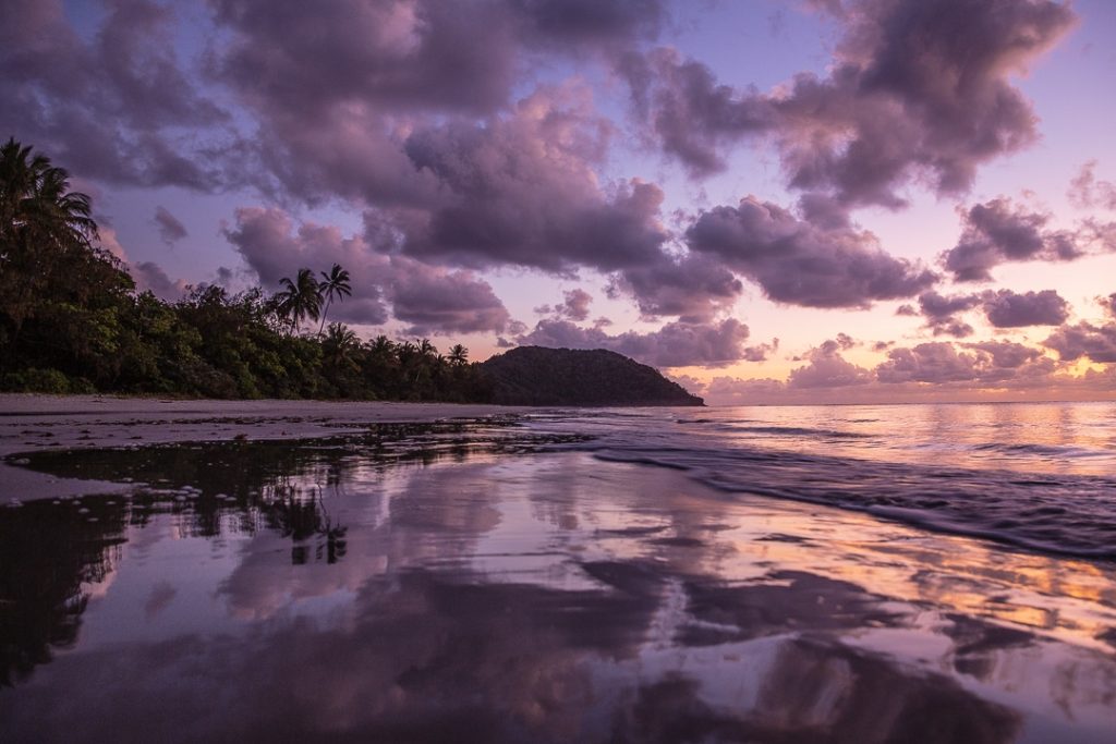 Lever de soleil sur cape Tribulation - Australie