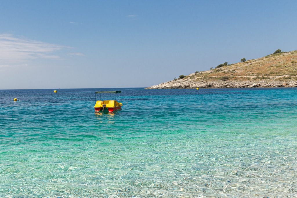 Llamani beach à Himarë en Albanie