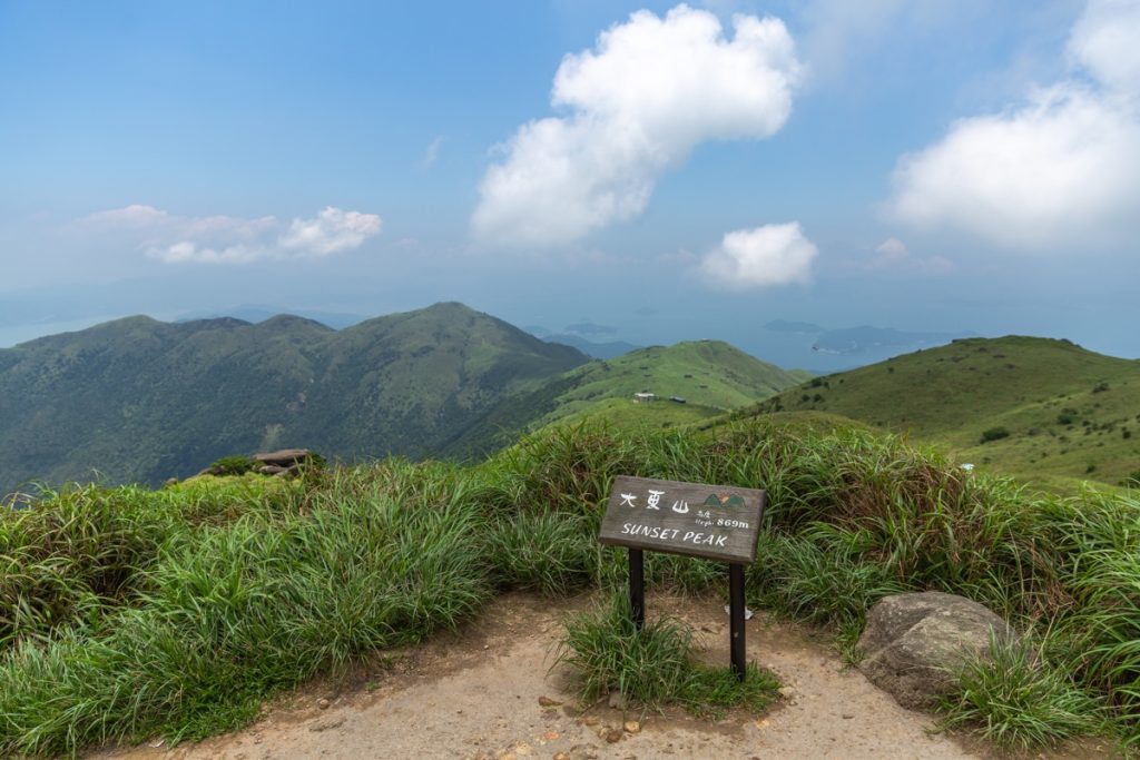 Randonner à Sunset Peak, un incontournable à faire à Hong Kong #hongKong #discoverhongkong