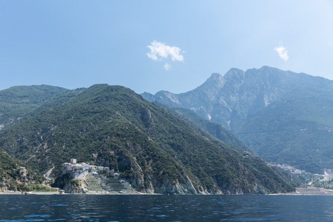Monastère du mont Athos, une montagne sacrée de Grèce continentale inscrite au patrimoine mondial de l'humanité pour ses 20 monastères orthodoxes