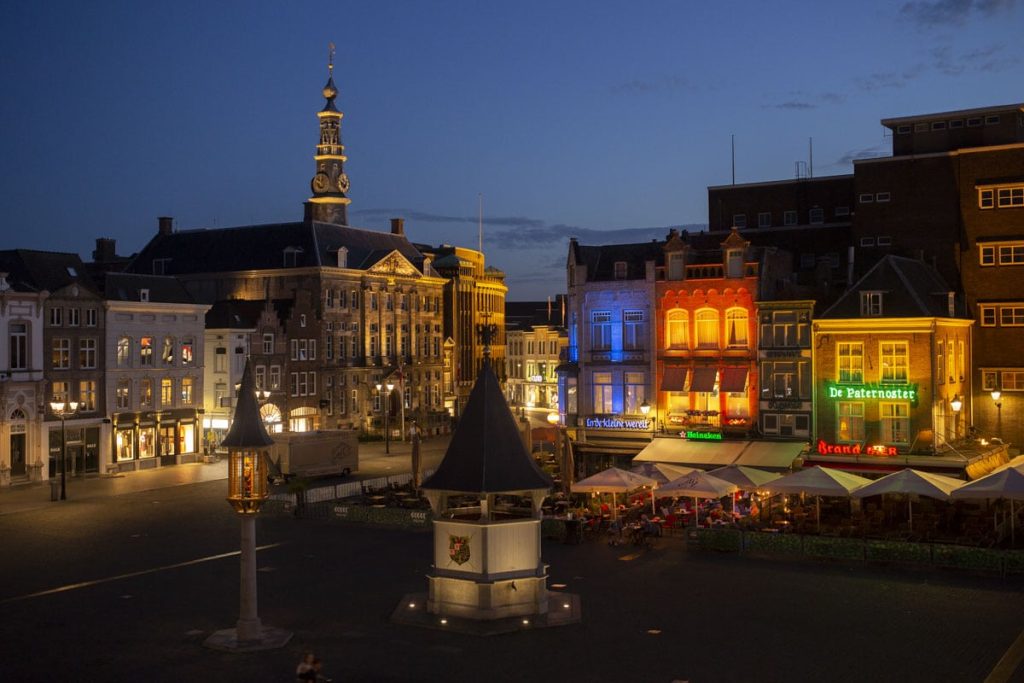 Place du marché de Bois-le-Duc, Pays-Bas