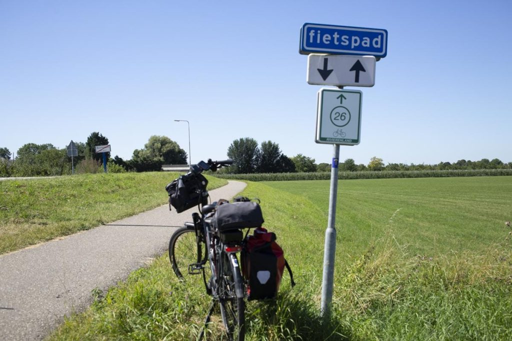 fietspad-pays-bas