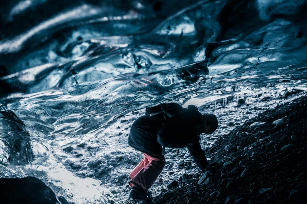 activites-islande-visiter-grotte-de-glace