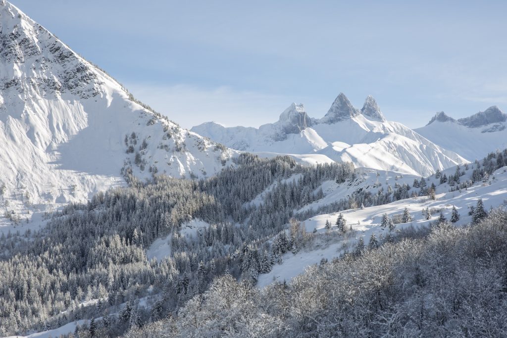 Aiguilles-darves-depuis-la-combe-des-Arvins