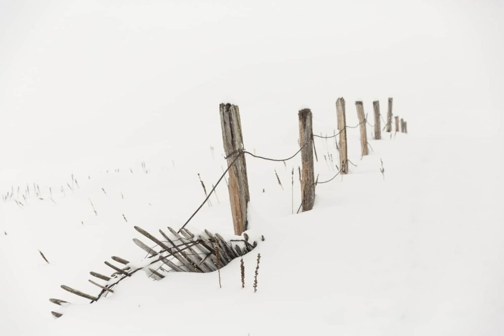 barriere-dans-la-neige