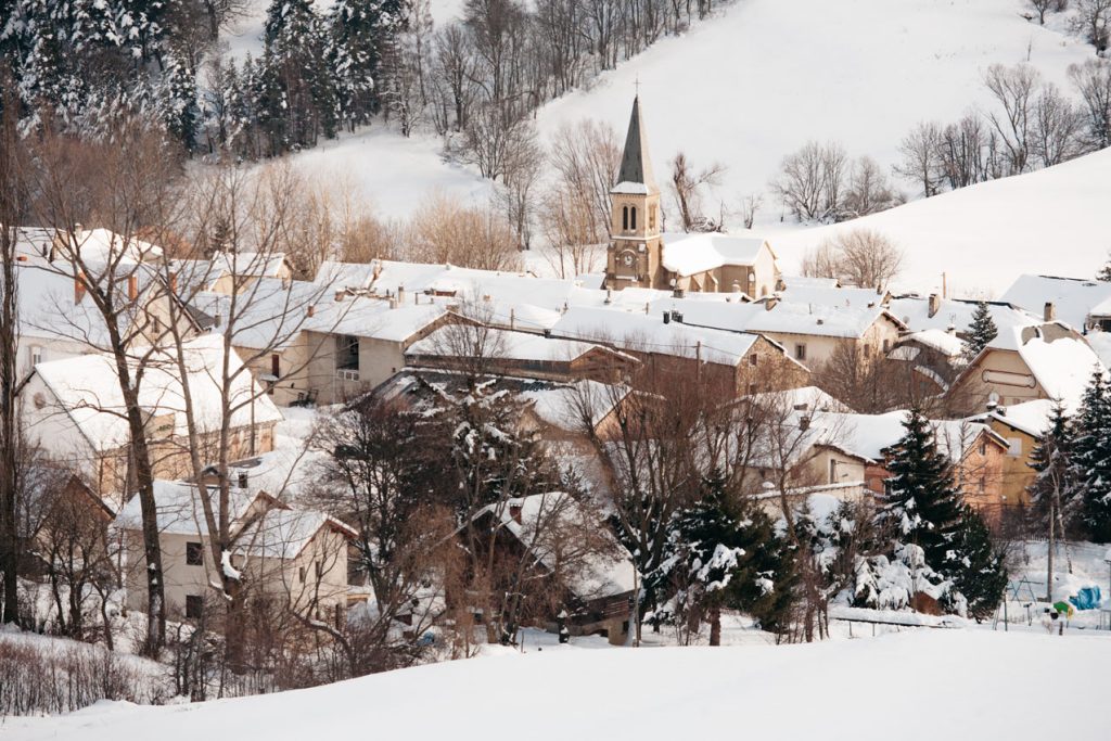 village-capcir-conflent-hiver-loeildeos