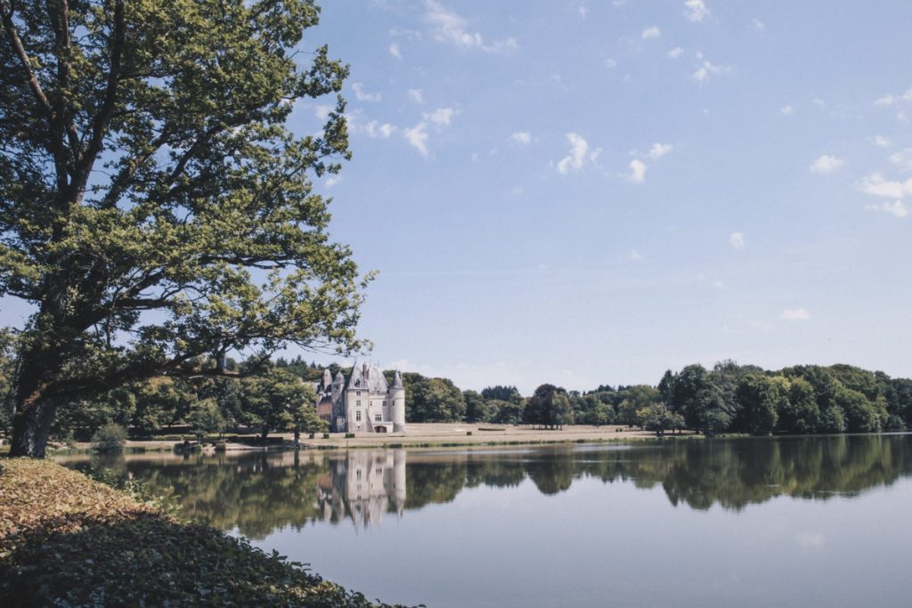 Visiter les châteaux de la route jacques coeur et les chateaux de la loire au printemps