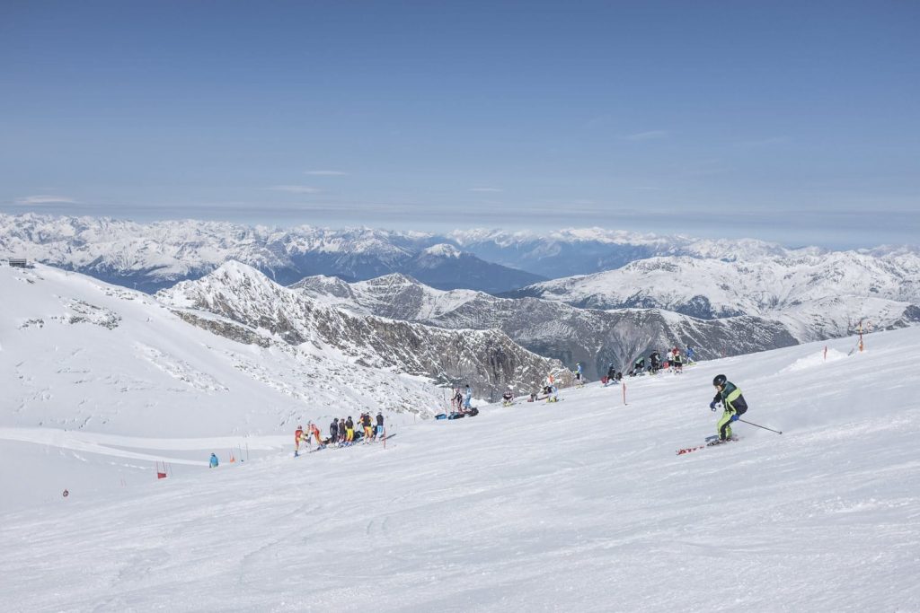 ski-en-ete-glacier-de-Hintertux