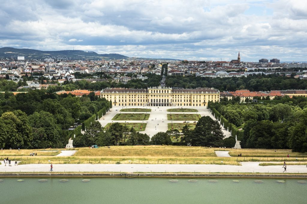 Gloriette-chateau-schonbrunn