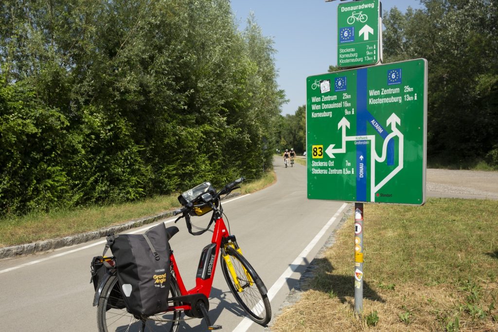 Panneau-eurovelo-6