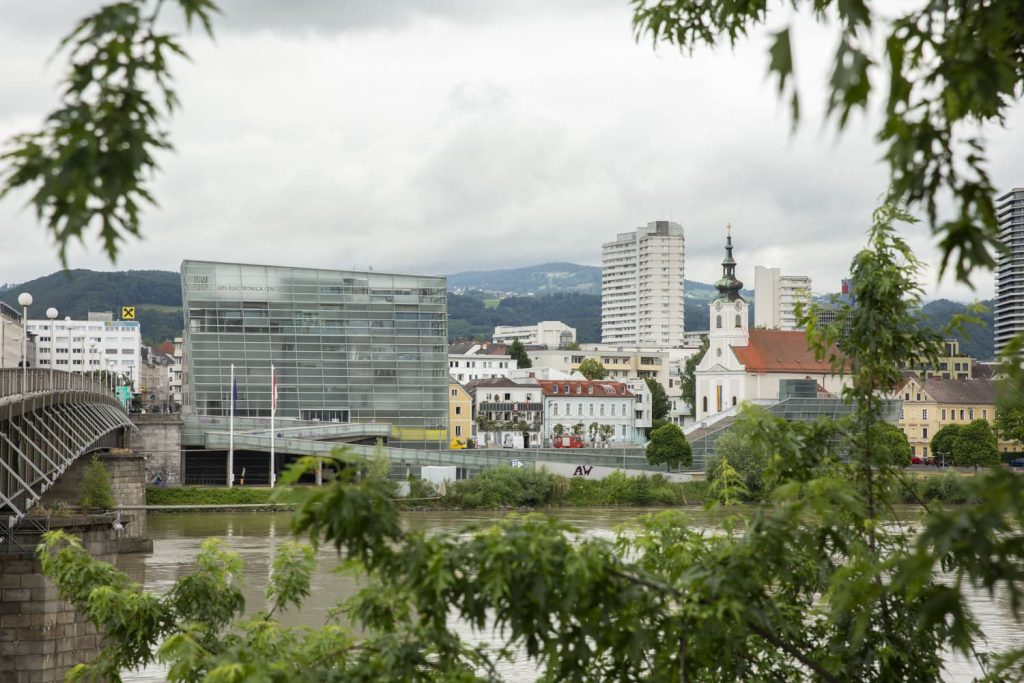 ars-electronica-center
