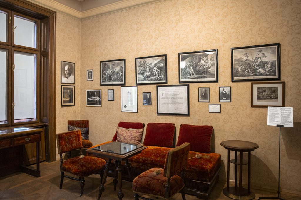 salle-d-attente-musee-freud