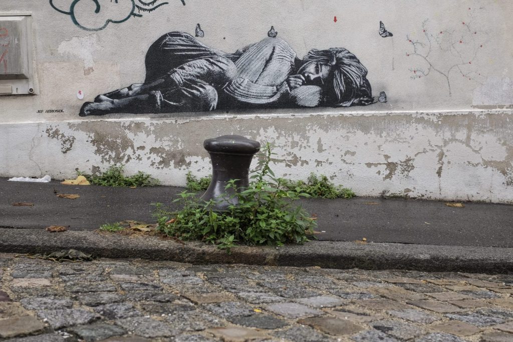 Street art de l'artiste Jef Aerosol à Paris