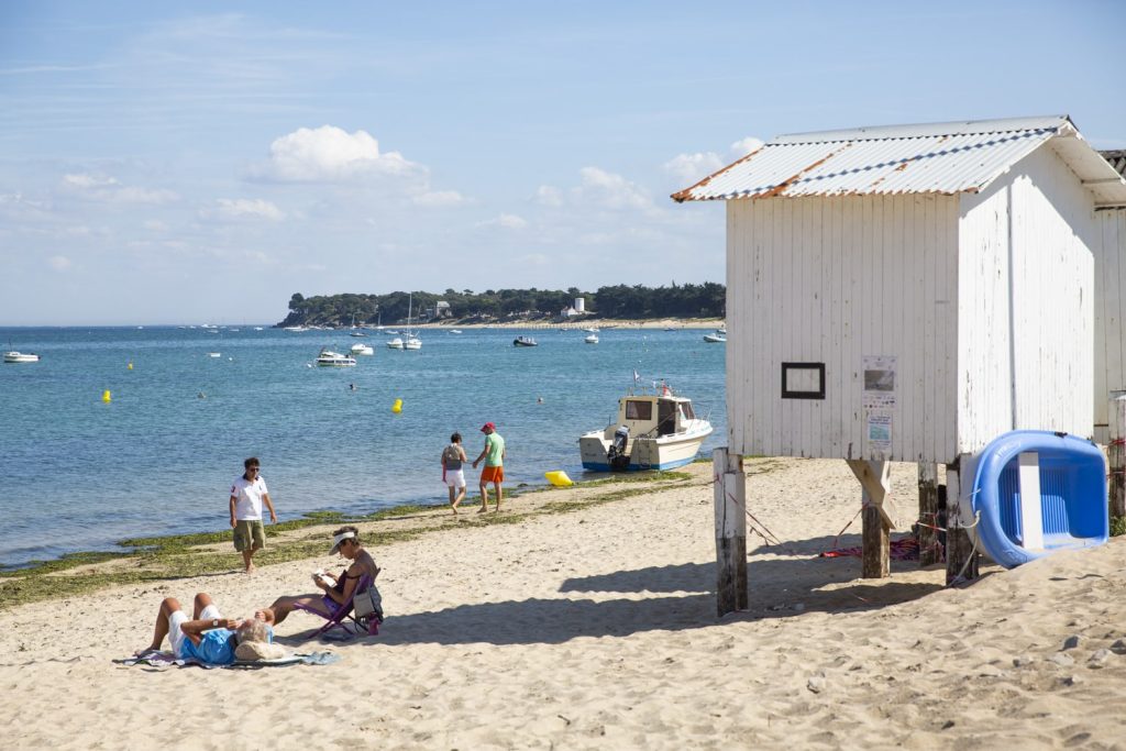 Plage de Noirmoutier avec ses cabines historiques