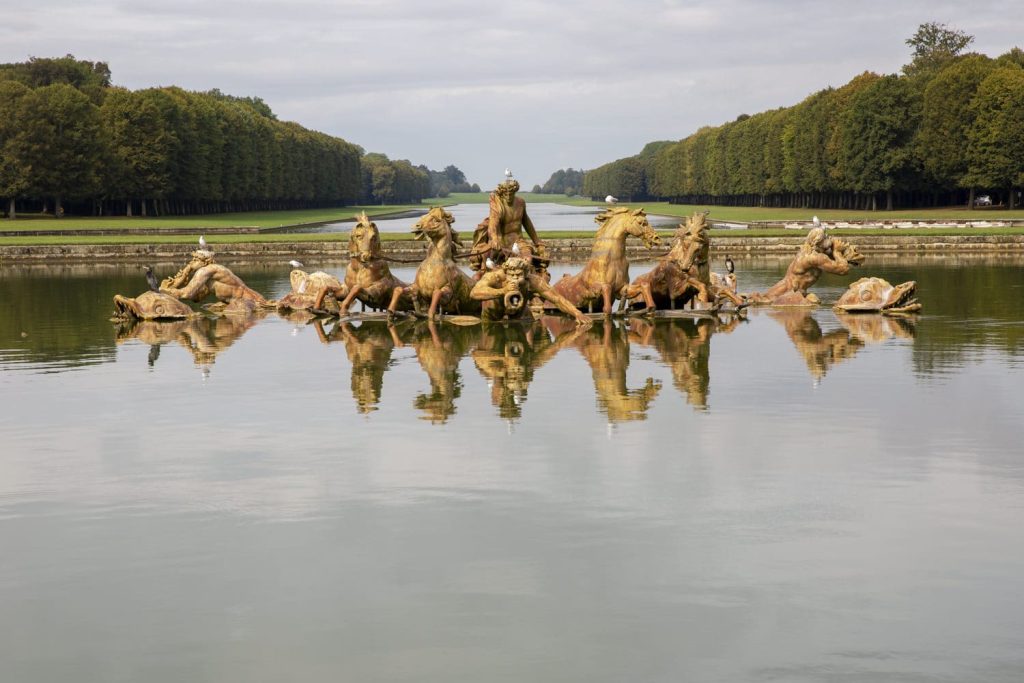 Versailles-Apollon-sur-son-char