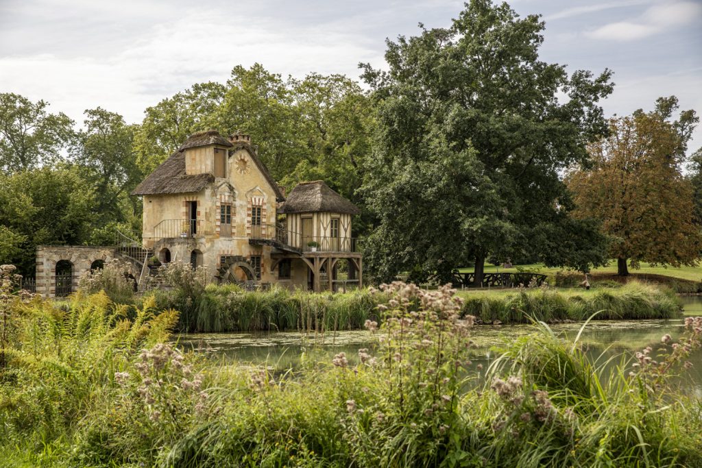 Versailles-moulin-Hameau-de-la-reine