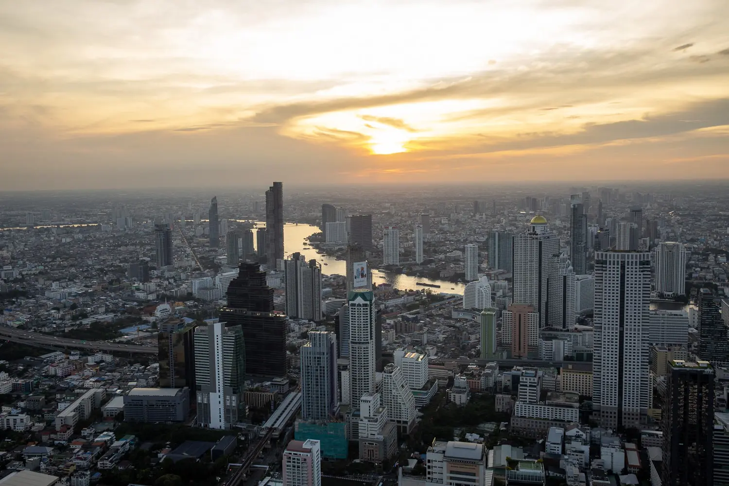 Tour mahanakhon