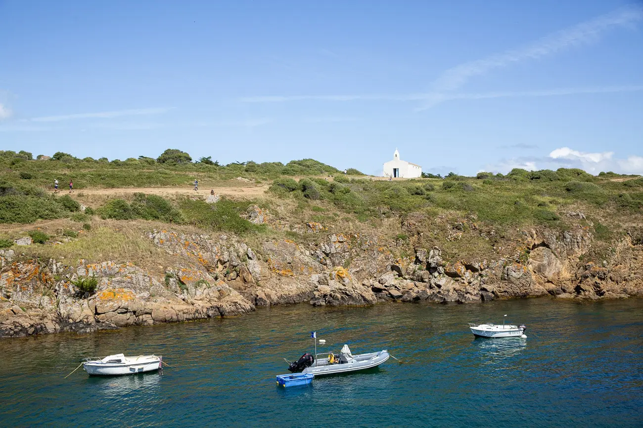 chapelle de la Meule au-dessus du port