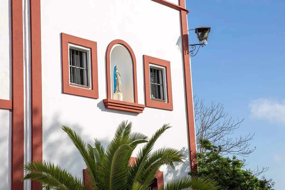 façade hacienda las alcabalas