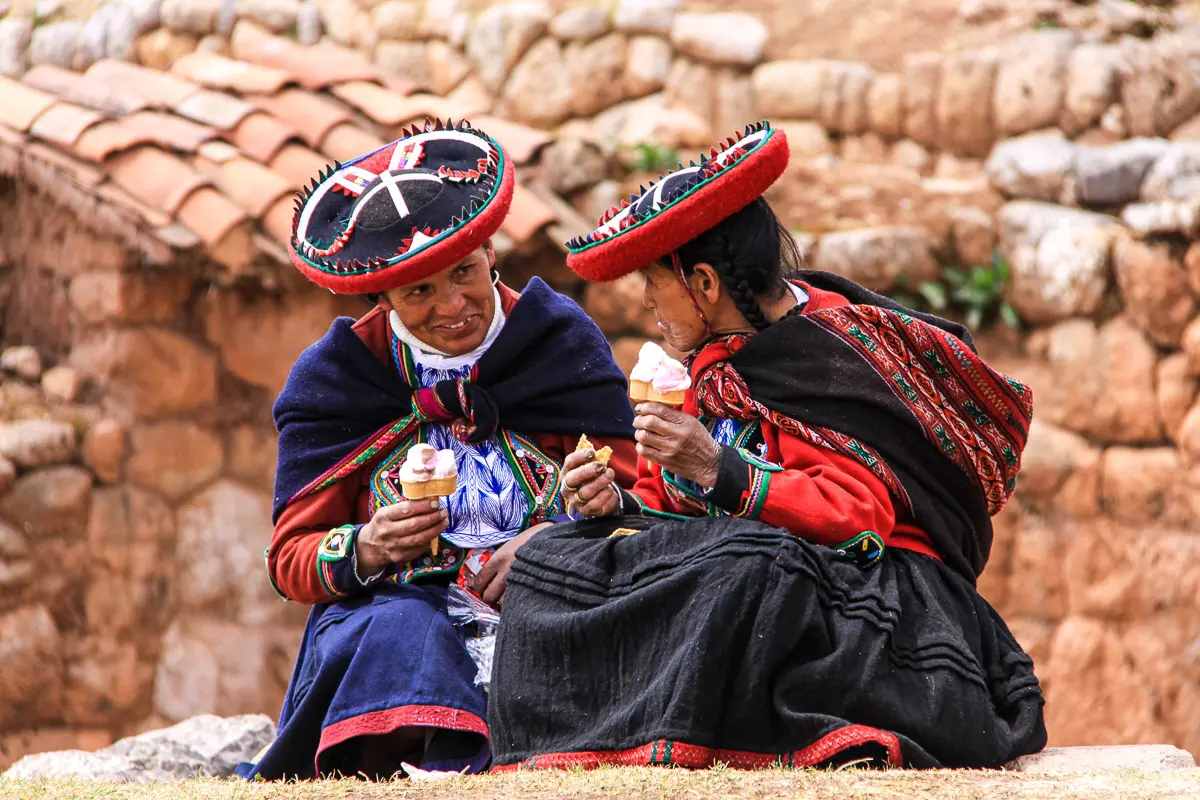 Sur le marché de Chinchero, Pérou