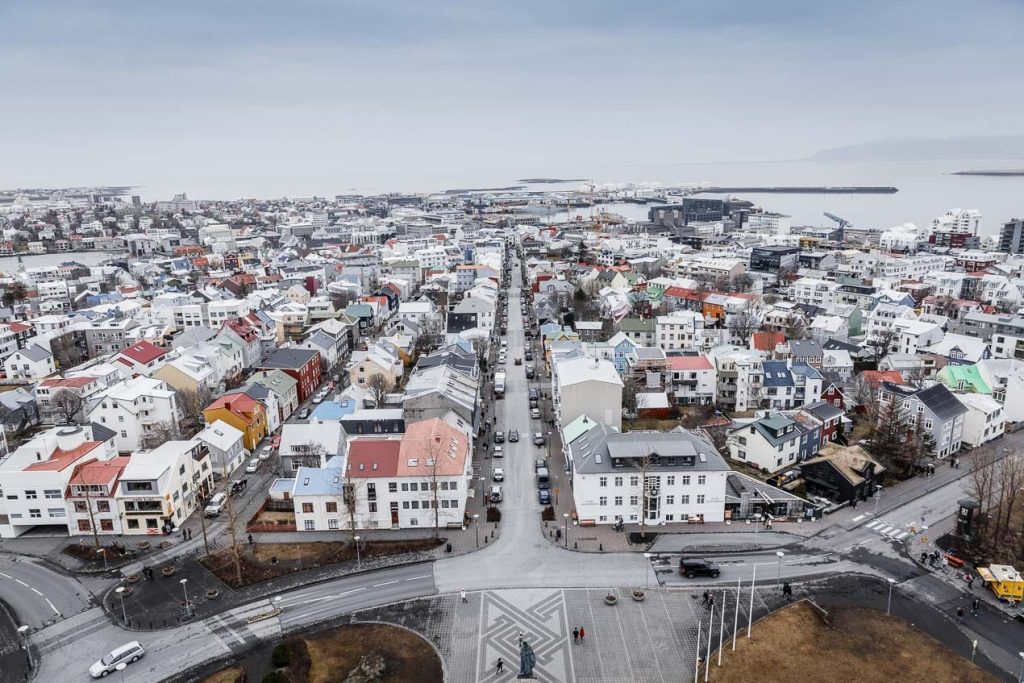 vue sur la ville de Reykjavik depuis le clocher de l'église Hallgrímskirkja