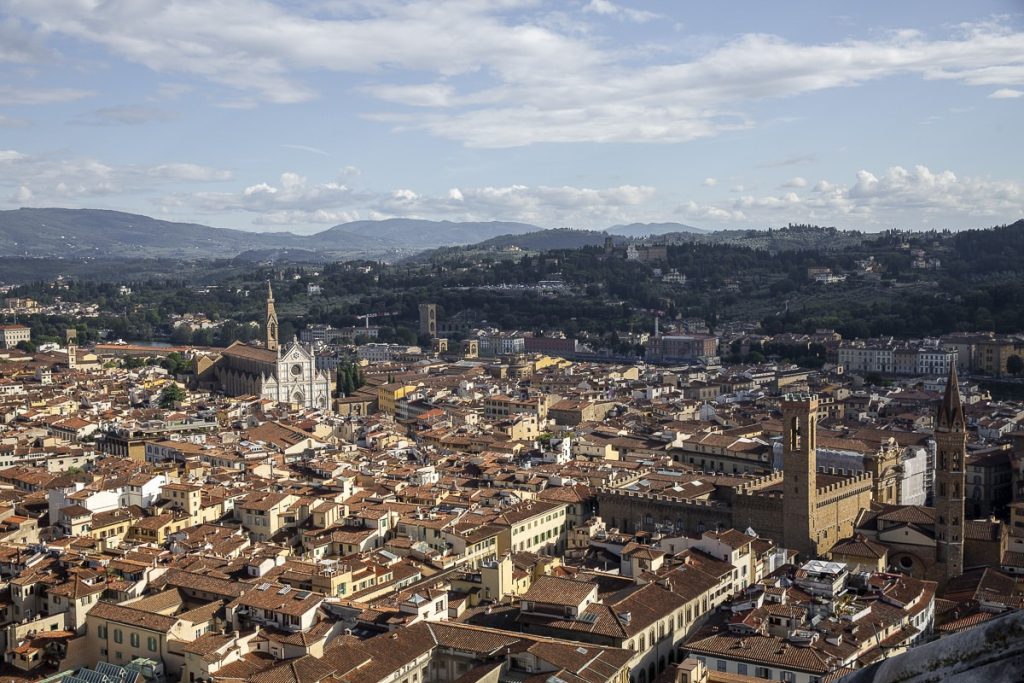 Vue panoramique sur Florence depuis le haut de la coupole de Brunelleschi, un incontournable à faire à Florence