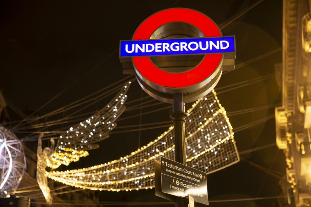 underground-londres-noel
