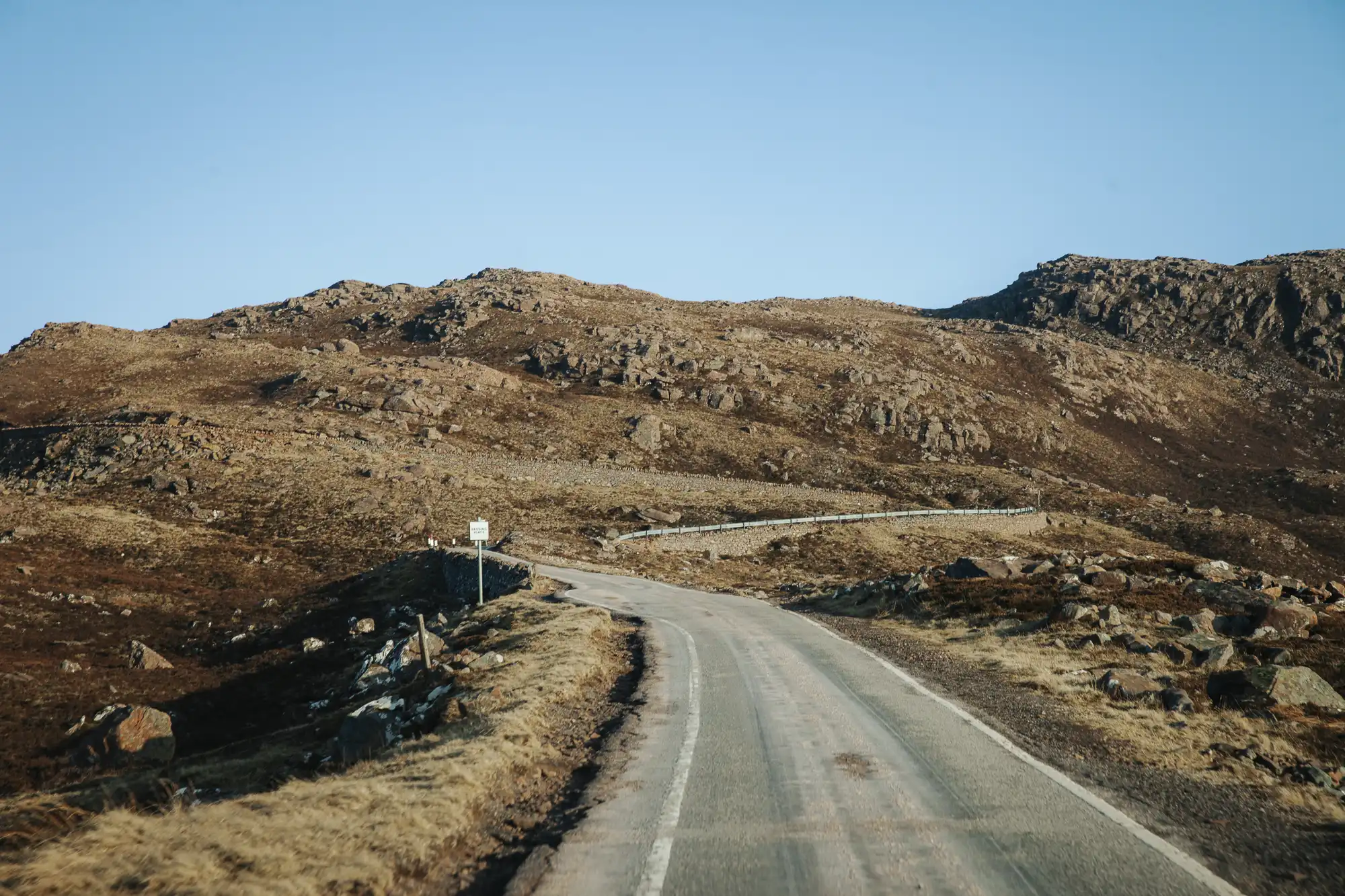 single-track-road-ecosse